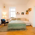 Chillach - Family & Friends Base - 5 Min To Train *