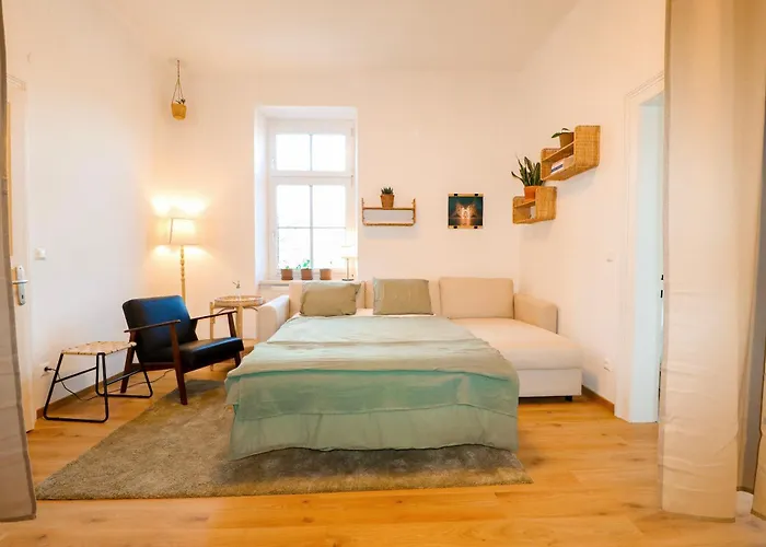 Chillach - Family & Friends Base - 5 Min To Train *